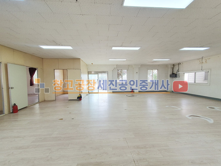 경기 고양일산동구 설문동 48평 1층, 내부 사무실, 온라인 쇼핑몰, 사무실 추천!, 넓은 공동 마당, 40피트 원활, 2차선 도로변 월세 매물번호 13634 사진 11