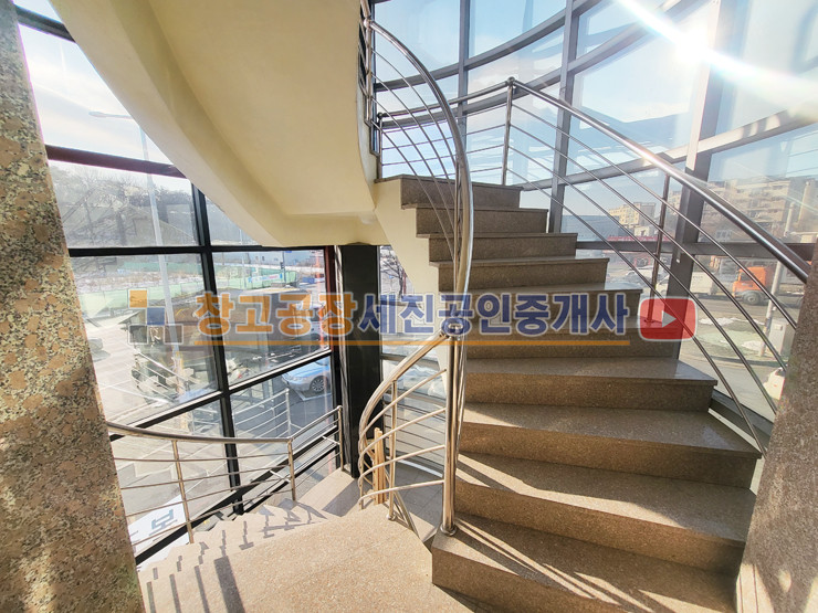 경기 고양일산동구 문봉동 2종 근생건물, 1층 메가커피 임대 중, 4차선 대로 코너 접, 엘레베이터 설치 매매 매물번호 11798 사진 7