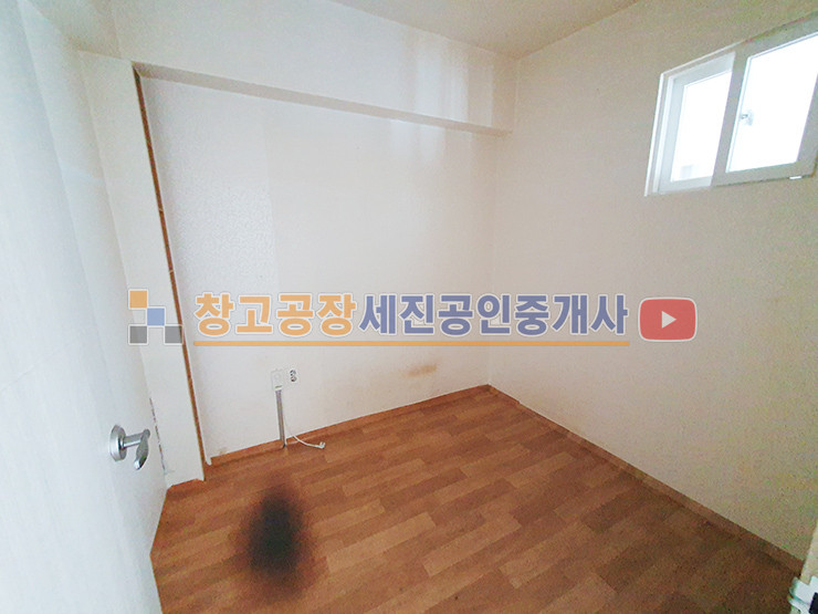 경기 고양일산동구 문봉동 총 95평(75평, 20평) 내부 숙식시설, 사무실 완비, 단독 마당, 40피트 가능 월세 매물번호 13909 사진 8
