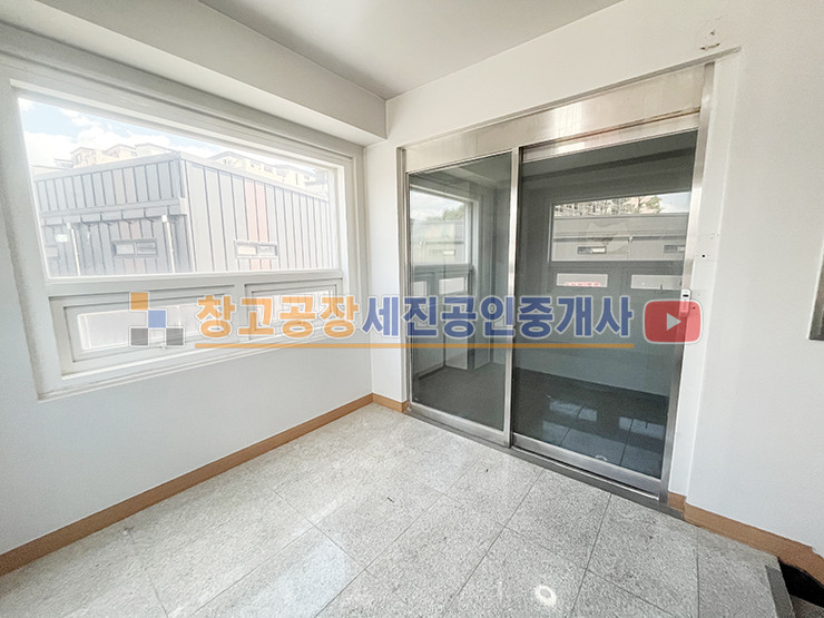 경기 파주시 상지석동 직관연결,3층 건물 사옥, 대형 창고 3동, 넓은 단독 마당, 운정역 3분 매매 매물번호 12830 사진 10