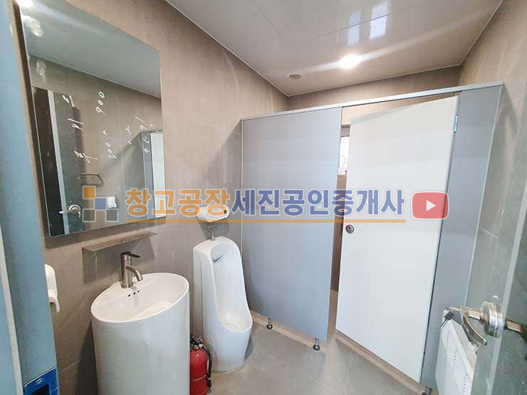 경기 파주시 교하동 총 90평(45평 1,2층) 깨끗하고 예쁜 신축, 2차선 도로접, 공실, 40피트 가능 월세 매물번호 14587 사진 16
